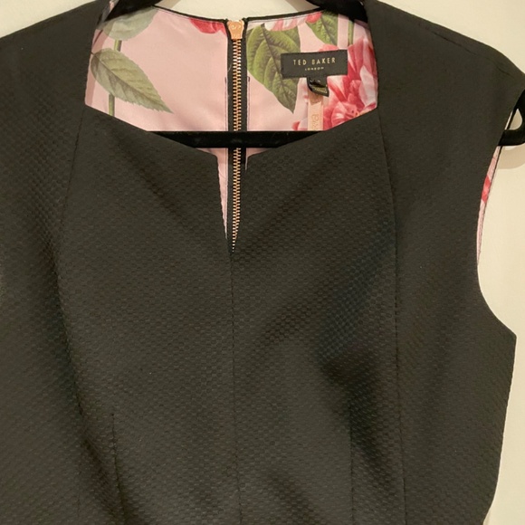 Gorgeous Ted Baker London Nadaed Peplum  Dress with Jacket - Picture 6 of 16